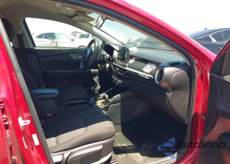 2021 Kia Forte Lxs из США, поврежденный, VIN 3KPF24AD0ME330652